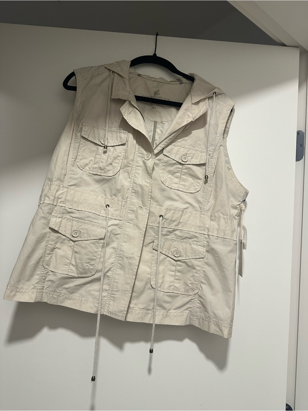 Caribbean Joe Hooded Utility Vest in Cream